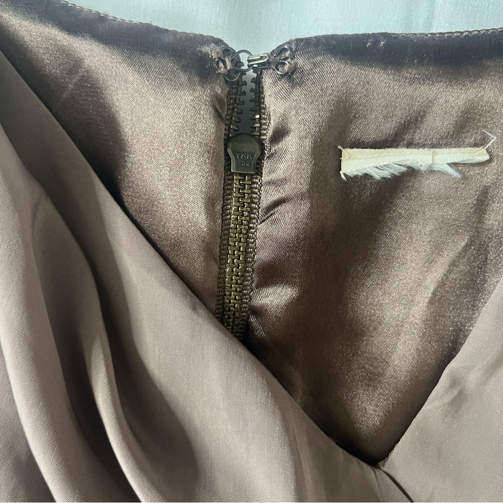 2 B Rych Women’s Taupe Sleeveless Knee Length Silk Cocktail Dress Sz XS - Picture 14 of 14